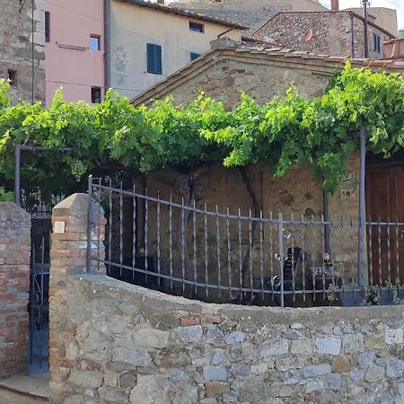 La Casina Di Nonna Lola Villa กัสตีลีโยเน ดิ ออร์ชา ภายนอก รูปภาพ