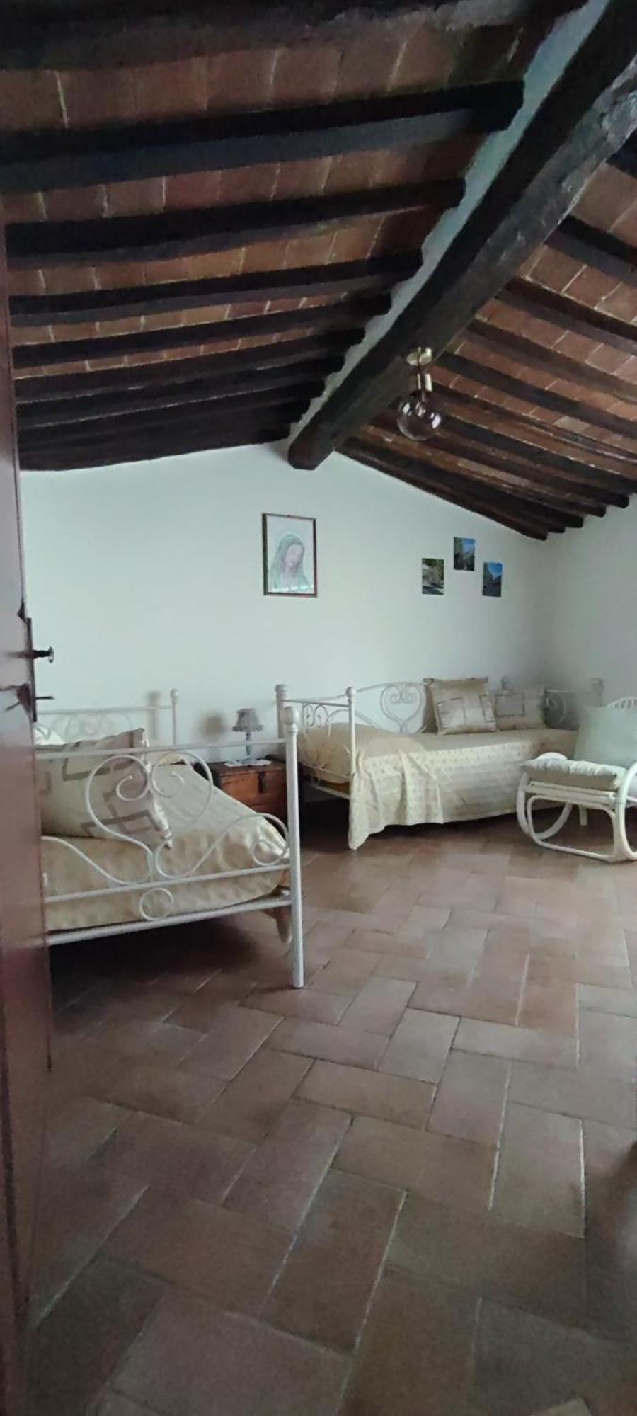 La Casina Di Nonna Lola Villa กัสตีลีโยเน ดิ ออร์ชา ภายนอก รูปภาพ
