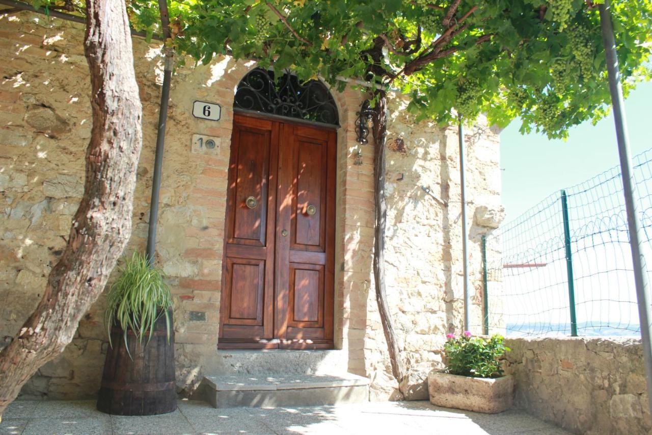 La Casina Di Nonna Lola Villa กัสตีลีโยเน ดิ ออร์ชา ภายนอก รูปภาพ
